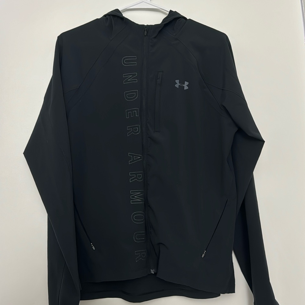 Women’s Lightweight Under Armour Jacket sz. Large